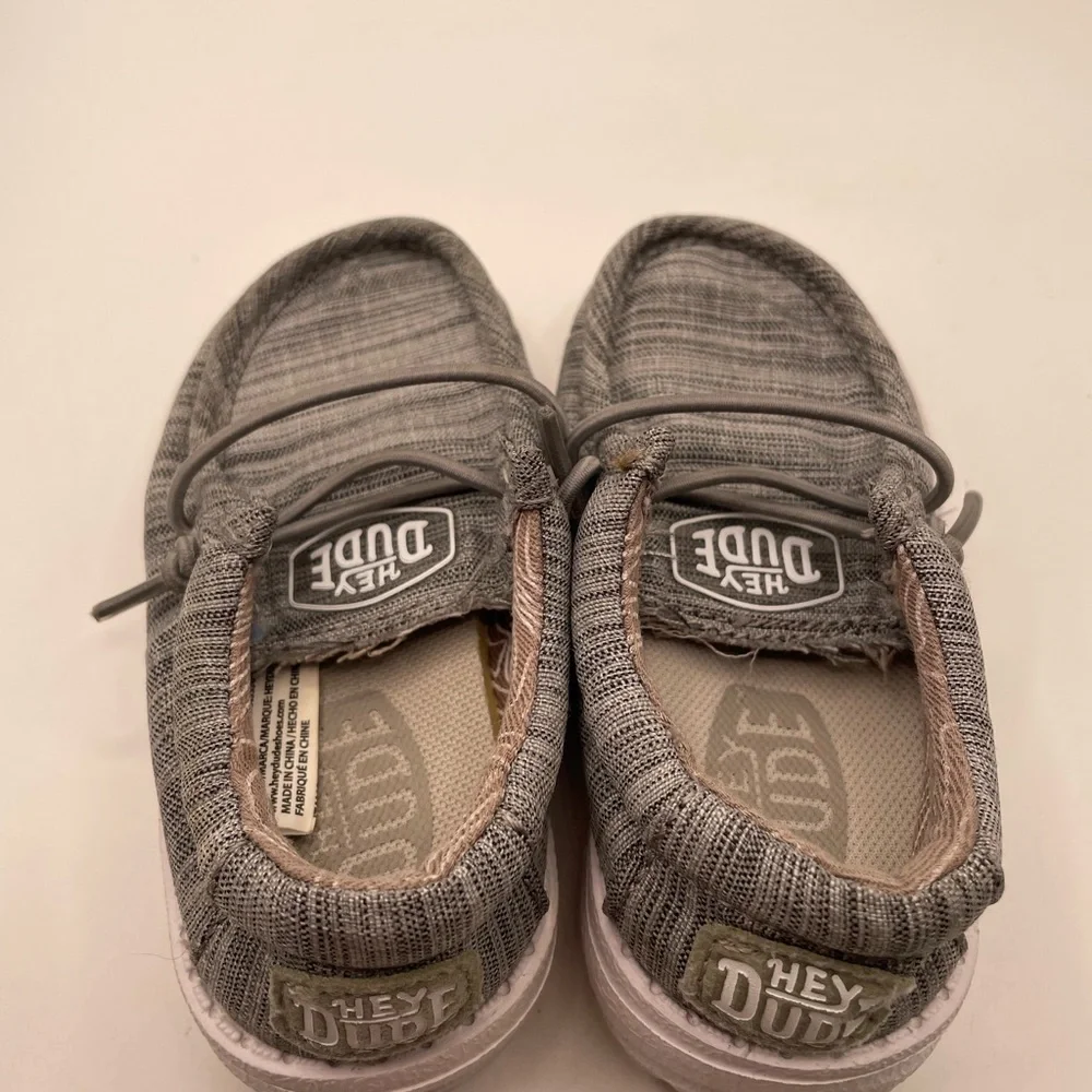 Hey Dude Wally boys Gray loafers Shoes size 6C